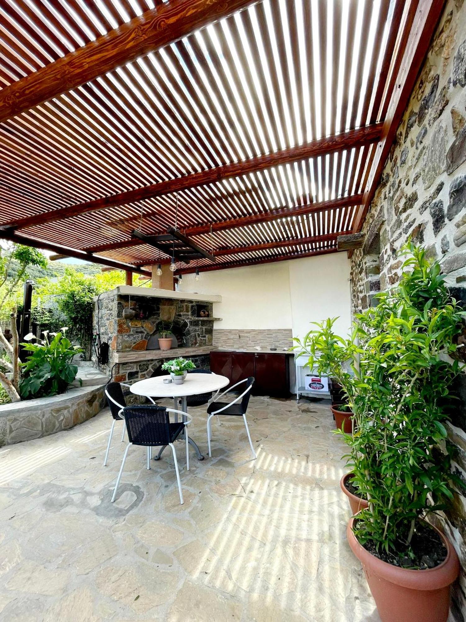 Platipodi Stone House Nikithianos Exterior foto